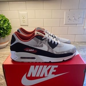 Size 9.5 - Nike Airmax 90s